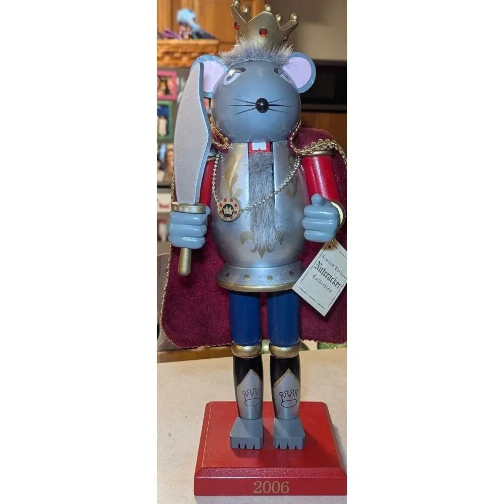 Wooden Rat Mouse King Nutcracker 14 In Tall 2006 Christmas Decor Limited Edition